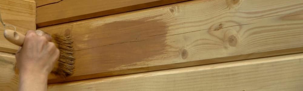 Окрашивание деервянного дома