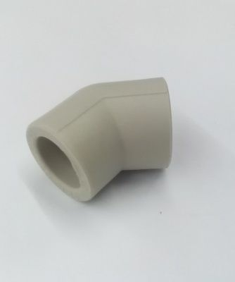 Угол полипропиленовый 20 мм 45°