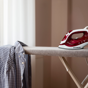 Утюг на керамической основе HAUSBERG НВ-7850RS (Китай)