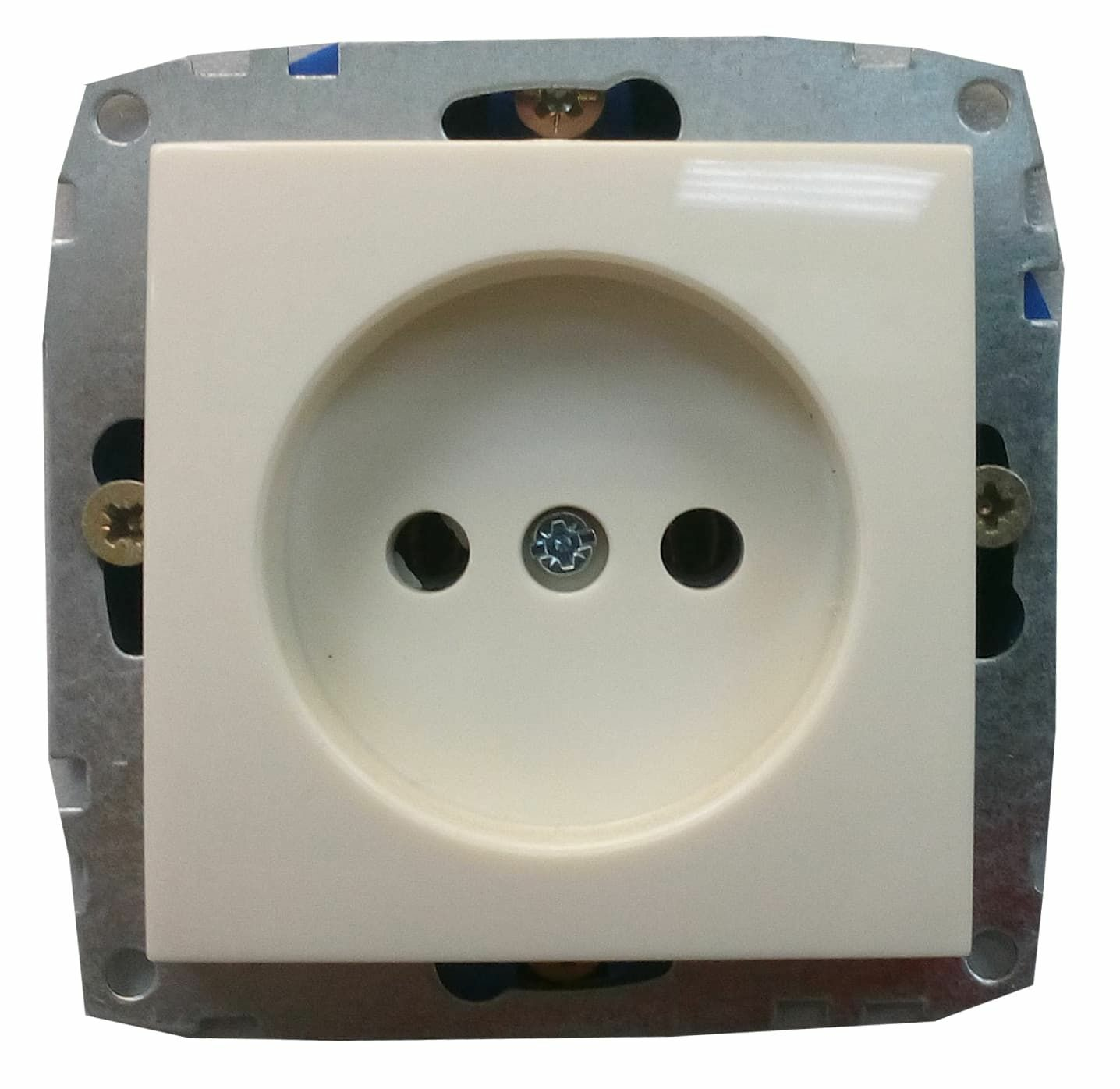 Розетка Zena кремовая без заземления (Турция)