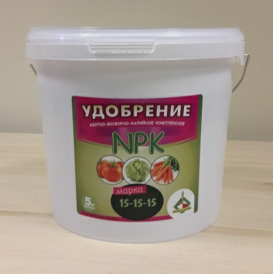 Удобрение азотно-фосфорно-калийное комплексное 15-15-15 5кг (Россия)