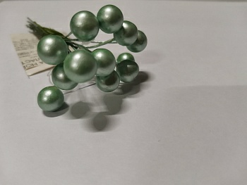 Ветка новогодняя  пластиковая 10 см (Польша) Ветка новогодняя  пластиковая 10 см (Польша)