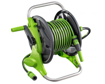 Шланг поливочный 1/2 дюйма (13мм), длина 15м на катушке с распылителем 79605 AMIGO (Россия)