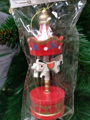 Украшение елочное Карусель с лошадками (Китай)