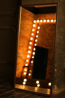 Зеркало L564-277 с рамой в комплекте 1300х700мм (Беларусь)