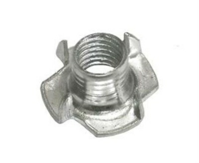 Гайка крыльчатая врезная М4х8 цинк DIN 1624 (Россия)