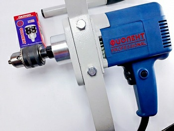 Миксер-дрель ФИОЛЕНТ МД 1-11 Э с патроном и переходником (Россия)