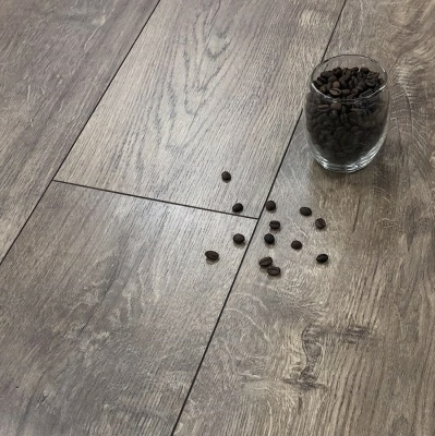 Ламинат Unilin LocFloor Plus Дуб Горный Светло-Коричневый 8*190*1200мм 33 класс (Россия) в Борисове