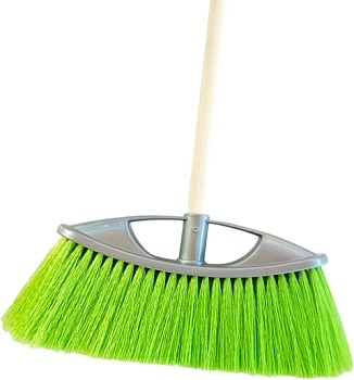Щетка для подметания пола "Полина" 4-х рядная, с черенком арт. 1.103-01 (Беларусь)