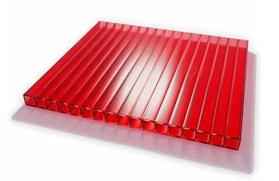 Сотовый поликарбонат красный 2,1м*6м (Россия)