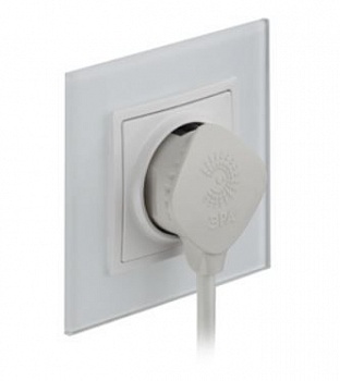 Вилка Б0019192 плоская с заземляющим контактом белая прямой вывод ЭРА (Китай)