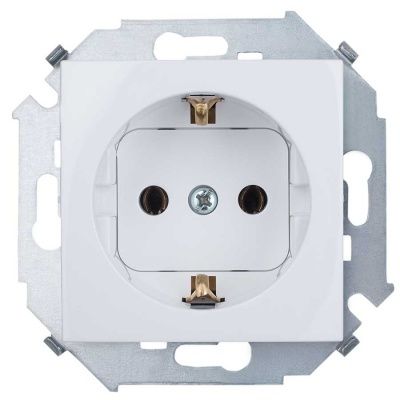 Розетка 2Р+Е Schuko 16А, 250В винтовой зажим белый (Россия) Розетка 2Р+Е Schuko 16А, 250В винтовой зажим белый (Россия)