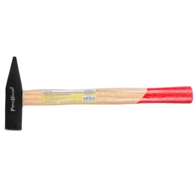 Молоток слесарный деревянная рукоятка RemoColor 0,6 кг (Россия)